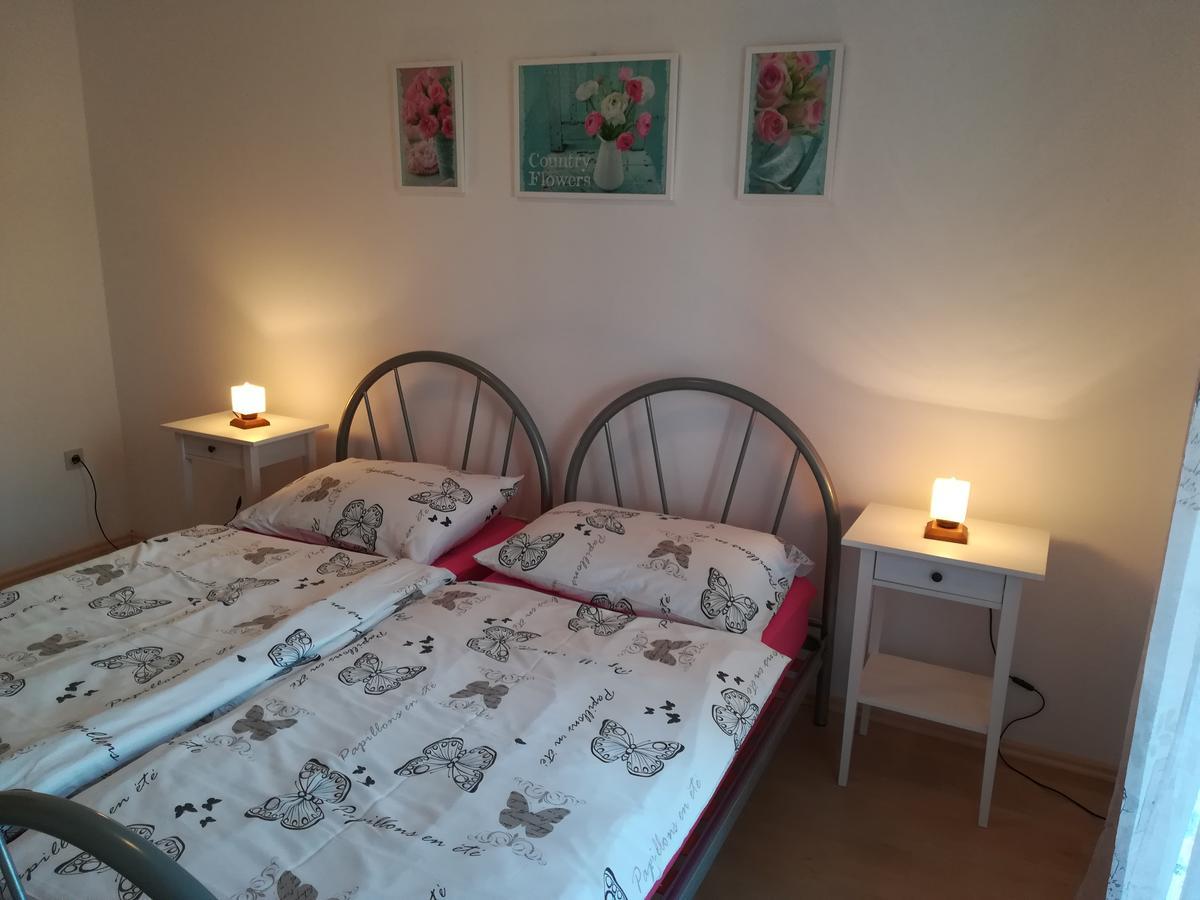 Apartments Sandra 포레치 외부 사진